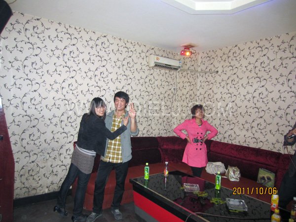 2011年10月，鄭州企鵝糧油機(jī)械有限公司--外貿(mào)部，十一國慶節(jié)團(tuán)體活動(dòng)！(圖7)
