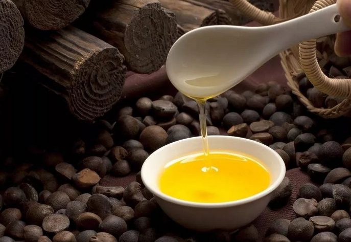 企鵝牌茶籽油雙螺桿榨油機，用心制造獲得客戶認可(圖1)